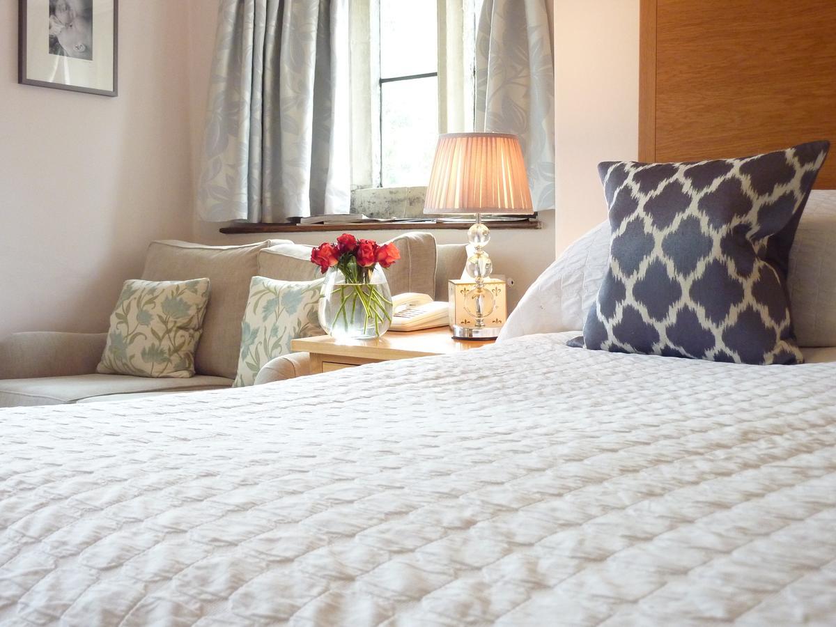 Howard'S House Hotel Teffont Magna Экстерьер фото
